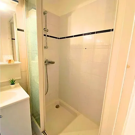 Appart Cosy Renove Avec Ac Hypercentre Nemours Exterior photo