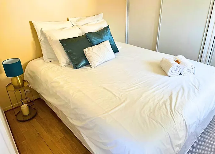 Appart Cosy Renove Avec Ac Hypercentre Nemours